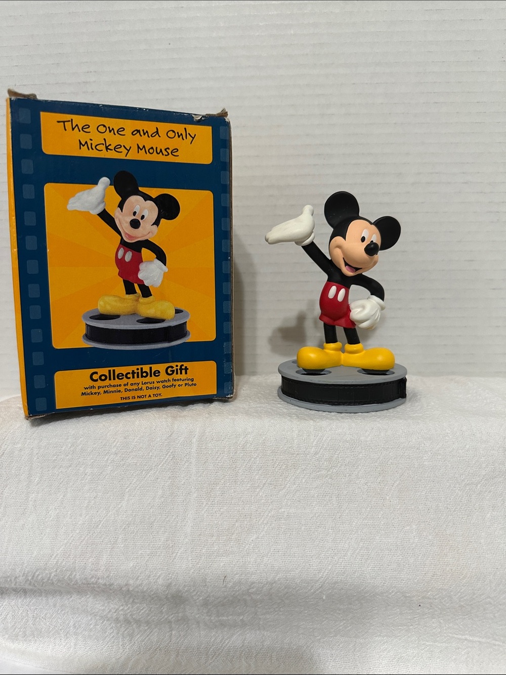 Disney Mickey Mouse Red Hand Painted 1999 Resin Collectible Figurine